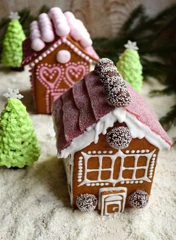 150 Best Gingerbread House Ideas