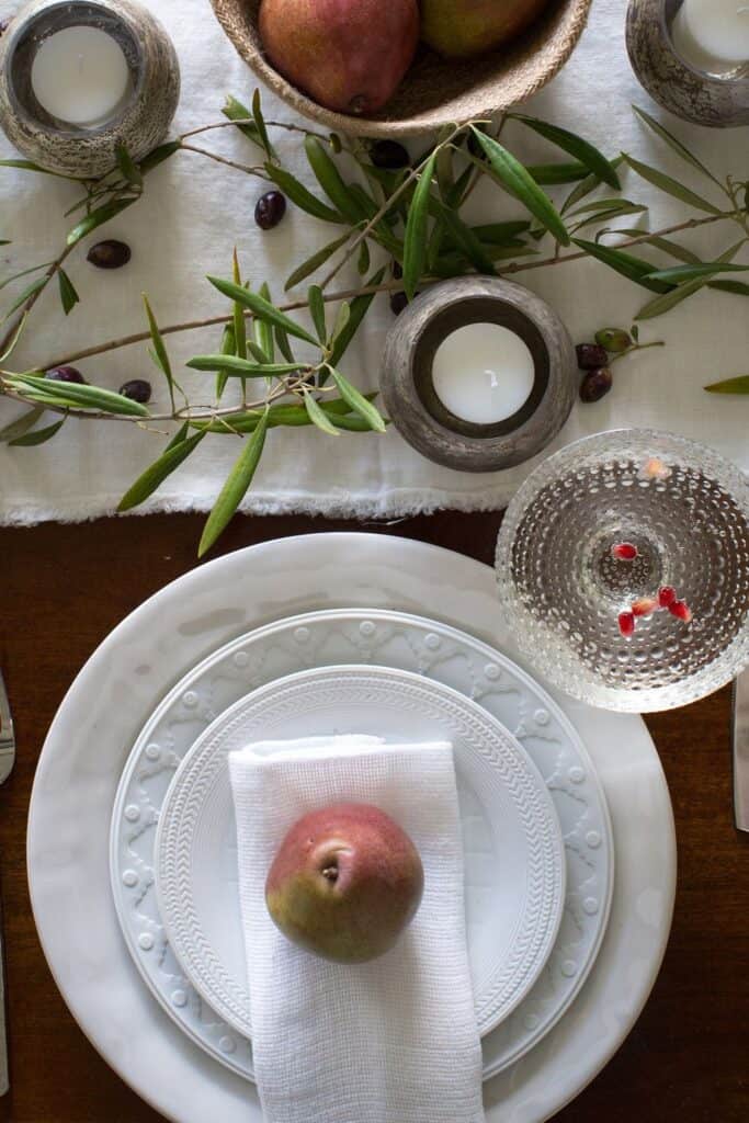 130+ Modern Thanksgiving Table Settings Ideas