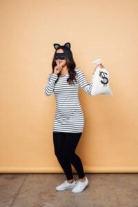 31 Clever Last Minute Halloween Costumes for Women » Lady Decluttered