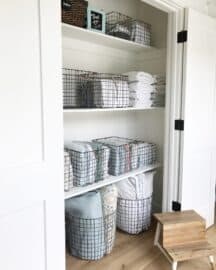 100 Linen Closet Organization Ideas » Lady Decluttered