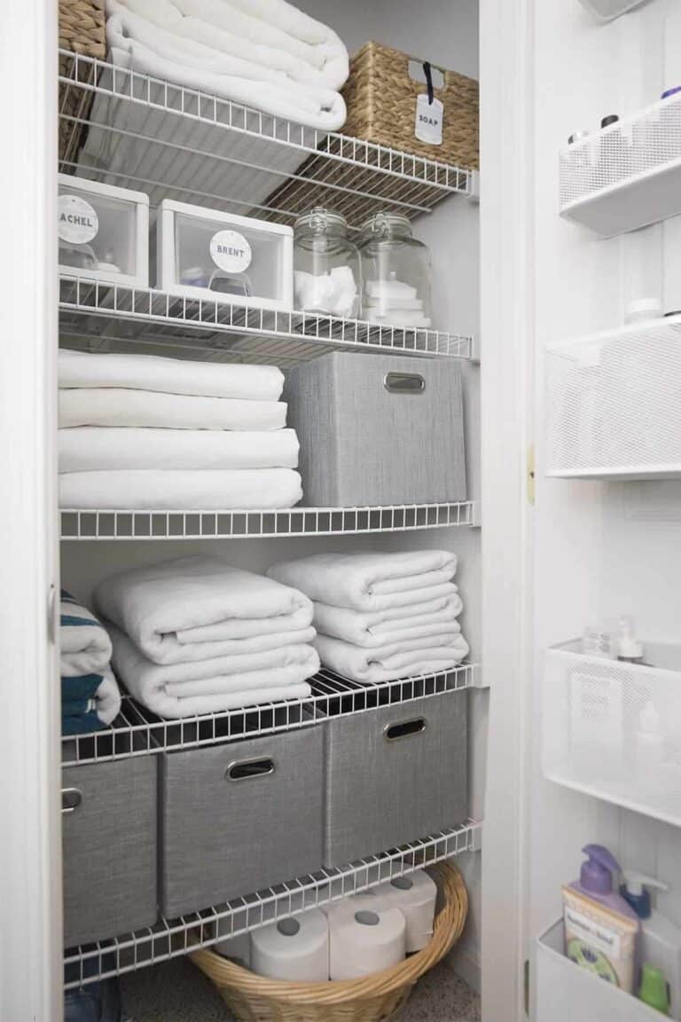 100 Smart Linen Closet Organizing Ideas » Lady Decluttered