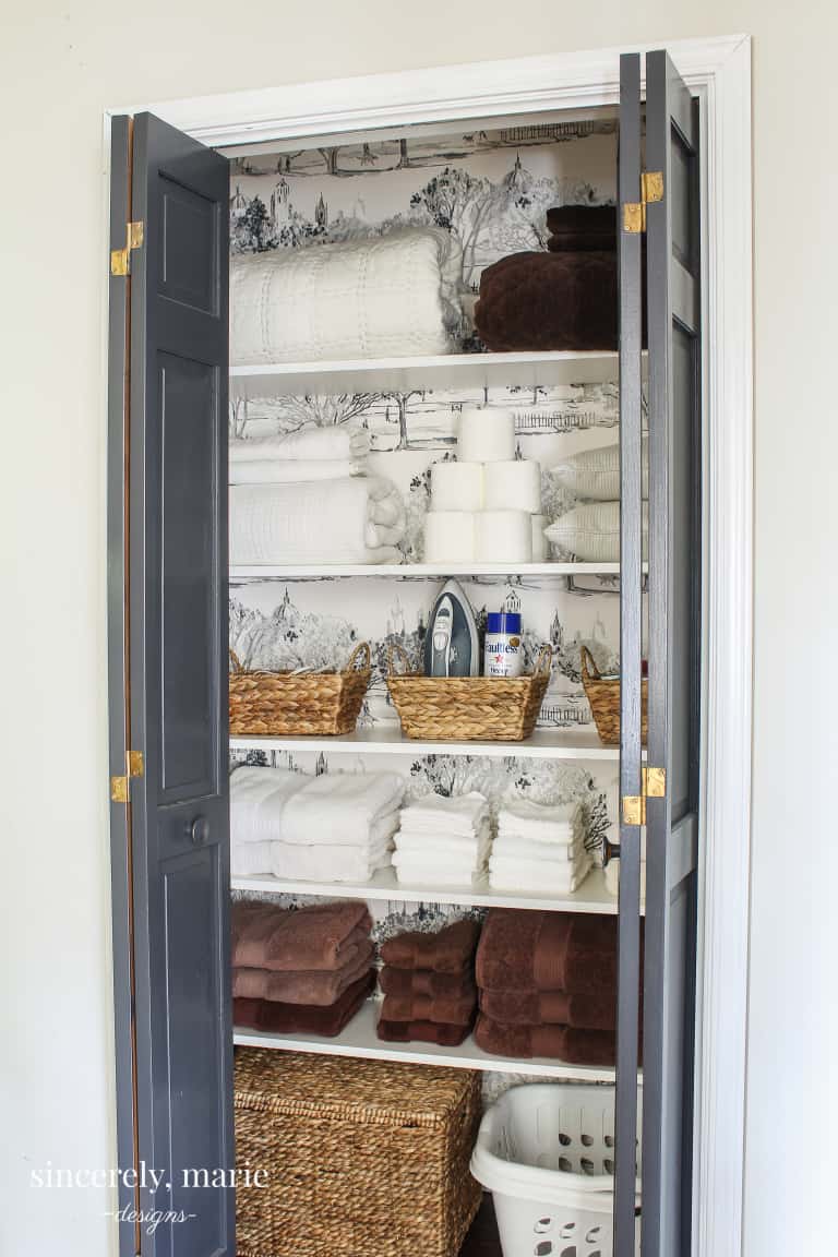 100 Smart Linen Closet Organizing Ideas » Lady Decluttered
