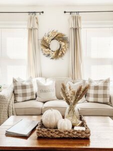30 Cozy Fall Living Room Decorating Ideas » Lady Decluttered