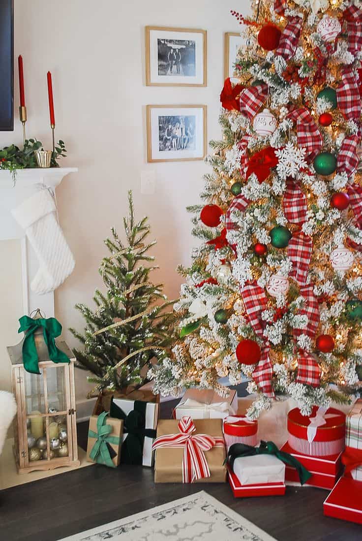 25 Red and Green Christmas Decor Ideas » Lady Decluttered