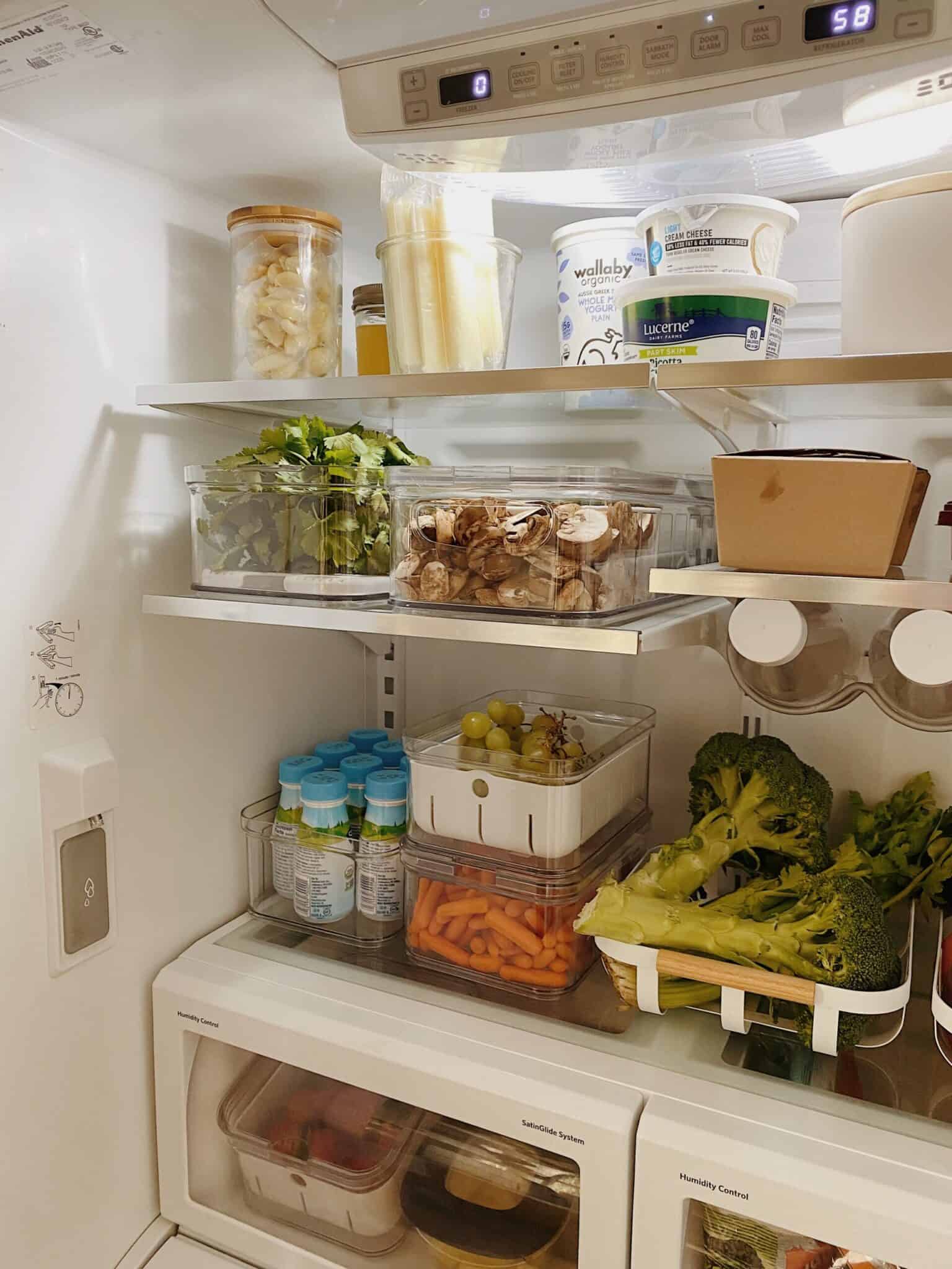 35 Smart Fridge Organization Ideas » Lady Decluttered