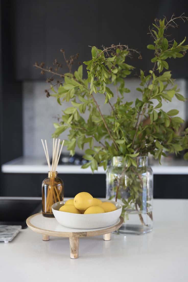 20 Kitchen Island Styling Ideas » Lady Decluttered