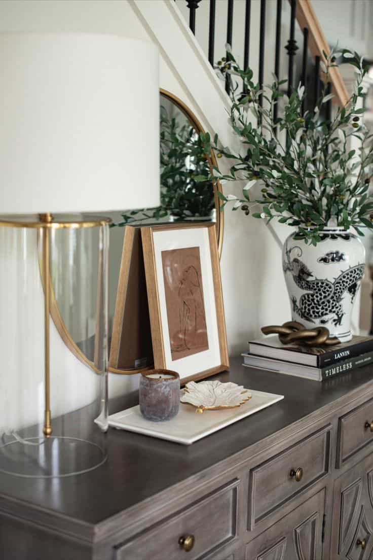 20 Console Table Styling Ideas » Lady Decluttered