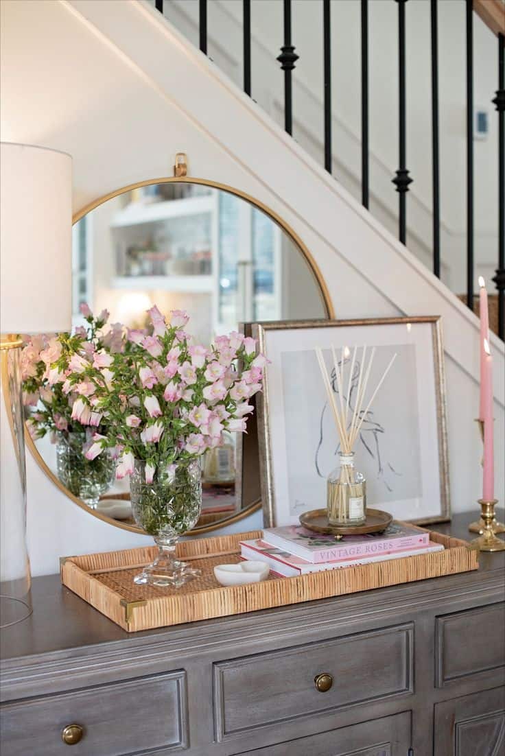 20 Console Table Styling Ideas » Lady Decluttered