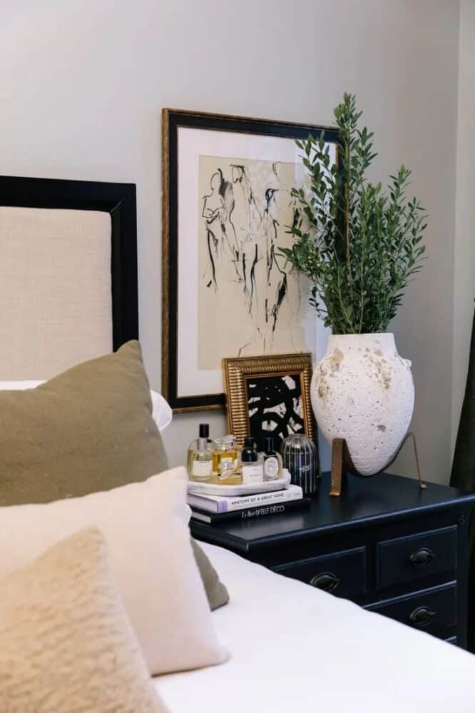 22 Bedroom Nightstand Styling Ideas » Lady Decluttered
