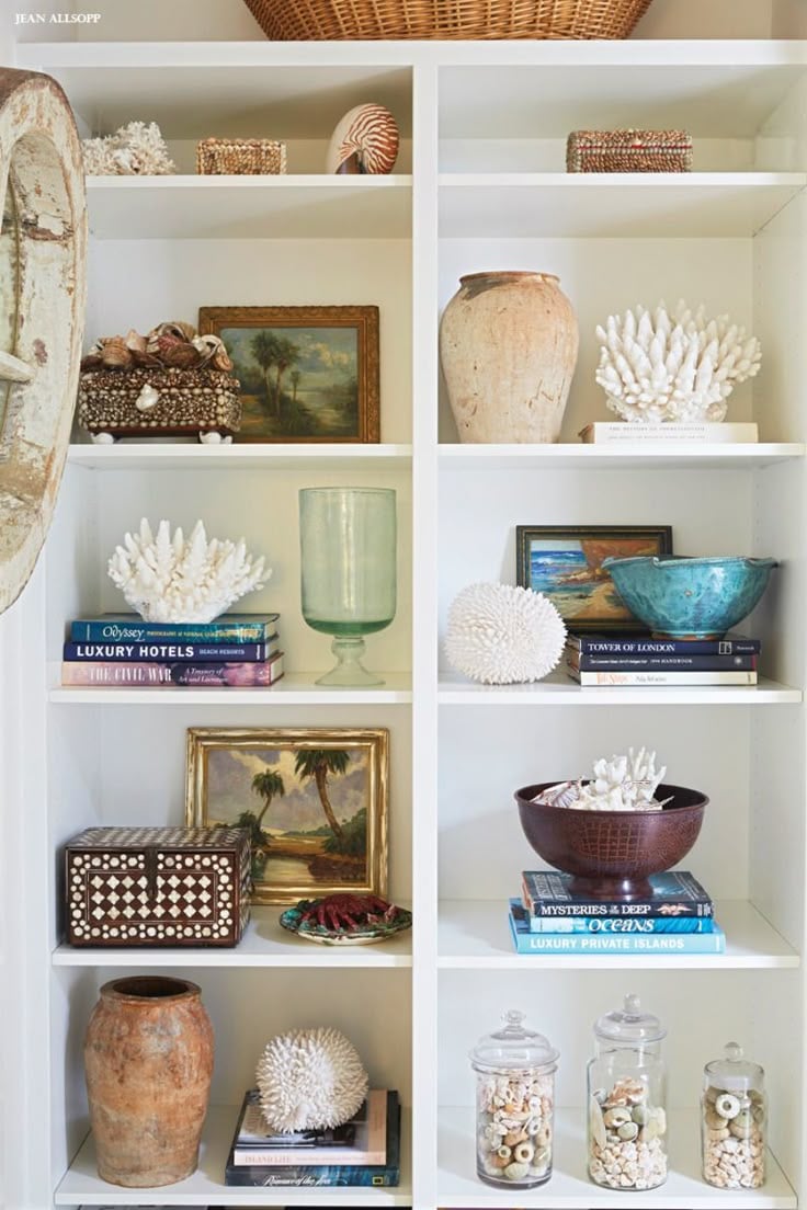 20 Summer Shelf Styling Ideas » Lady Decluttered