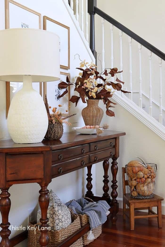 22 Fall Console Table Decor Ideas » Lady Decluttered